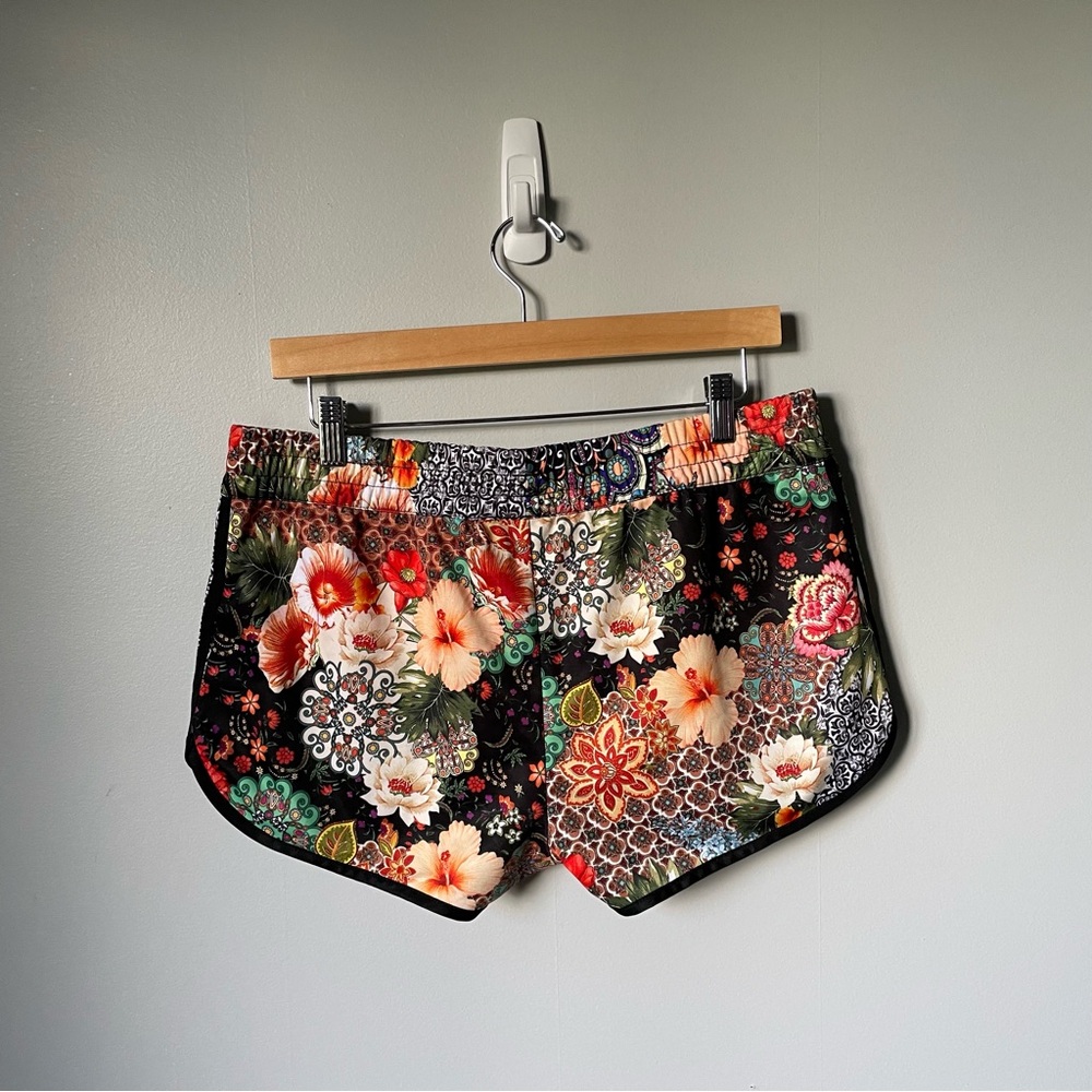 Adidas Originals Farm Rio Jardim AghartaTrack Jacket & Shorts Floral Set - Large - Picture 5 of 7